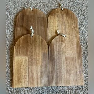 Set of 4 Wooden cutting boards
